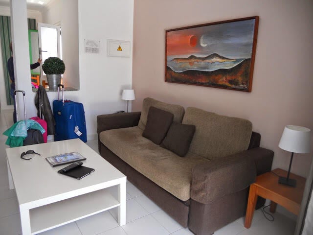 SalaEn los dos apartamentos que estuvimos eran iguales