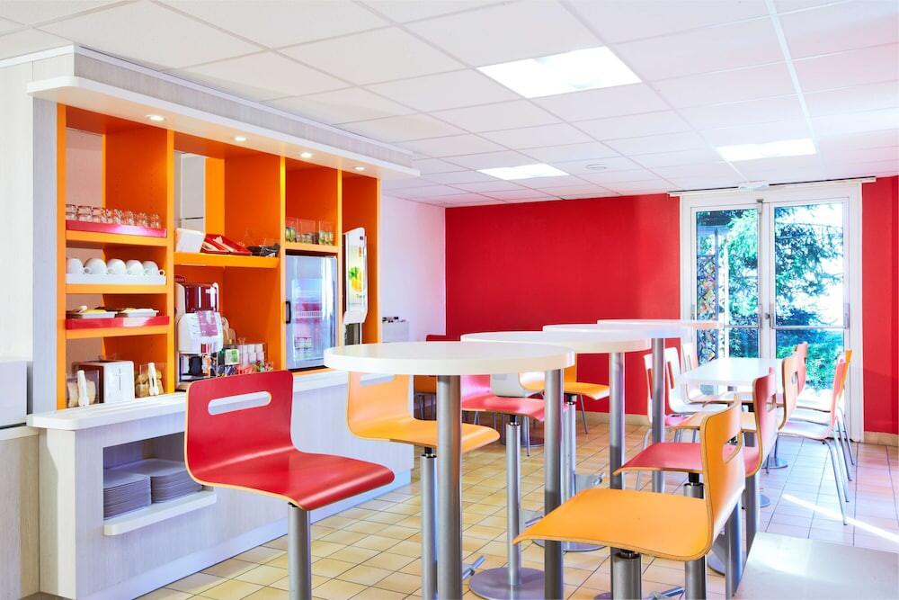 Foto de restauración de Hotel Premiere Classe Creil - Villers Saint Paul