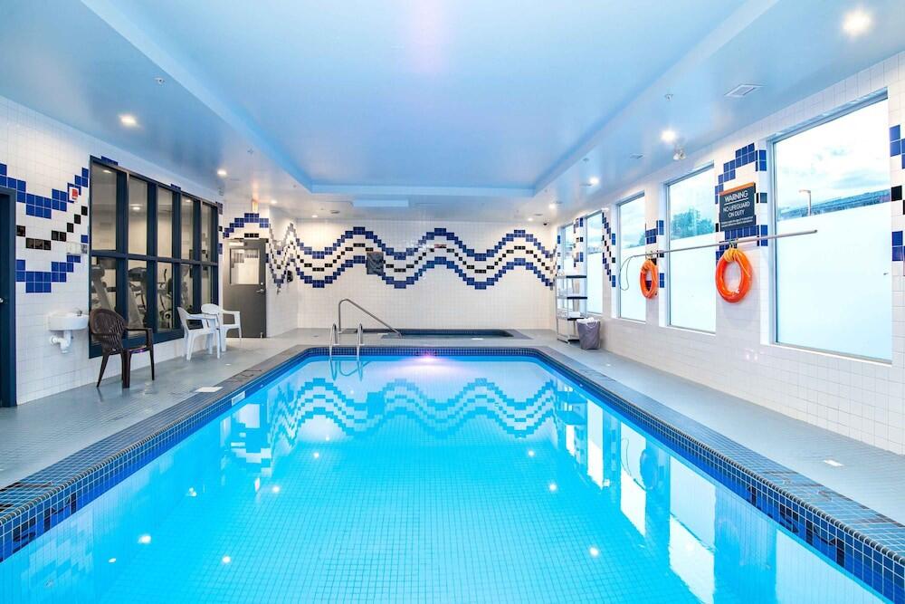 Foto de los servicios de Sandman Hotel &amp;amp; Suites Regina