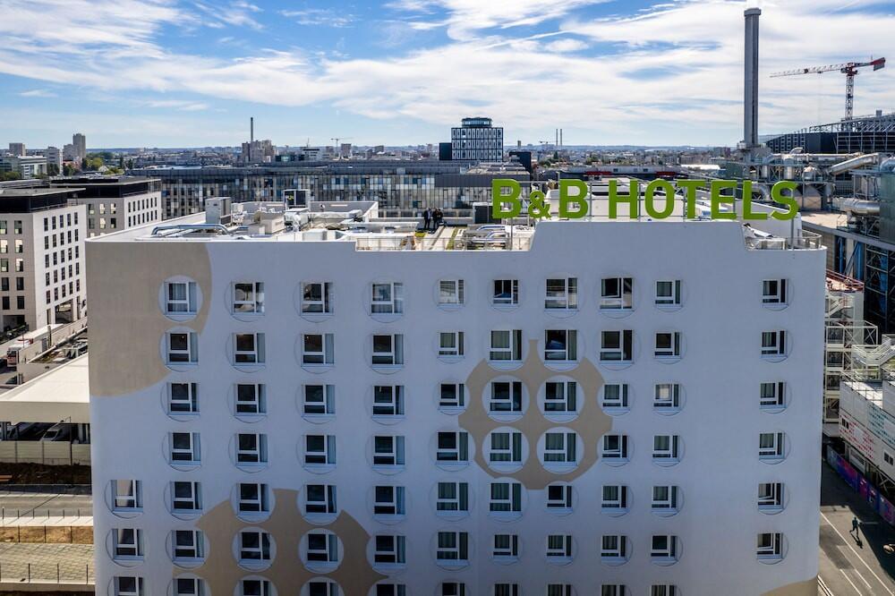 Foto del exterior de B&amp;amp;B HOTEL Paris Ivry Quai de Seine