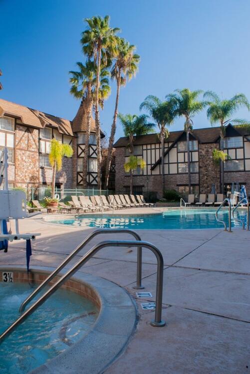 Foto de los servicios de Anaheim Majestic Garden Hotel