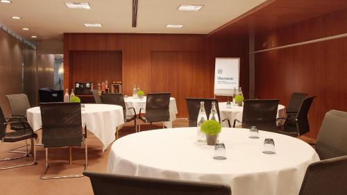 Foto de los servicios de Sheraton Paris Charles de Gaulle Airport Hotel