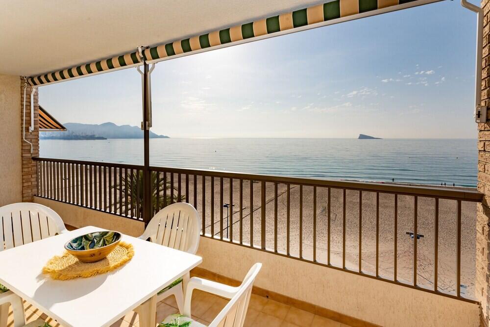Foto de una habitación de Apartamentos María Cristina Beach