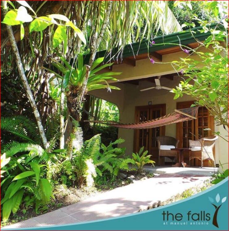 Foto de una habitación de Hotel The Falls at Manuel Antonio
