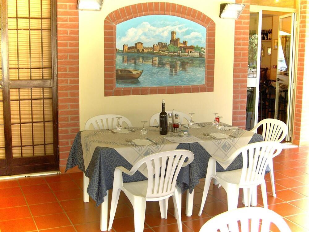 Foto de restauración de Hotel Azzurra