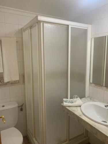 Foto del baño de Hostal El Perejil