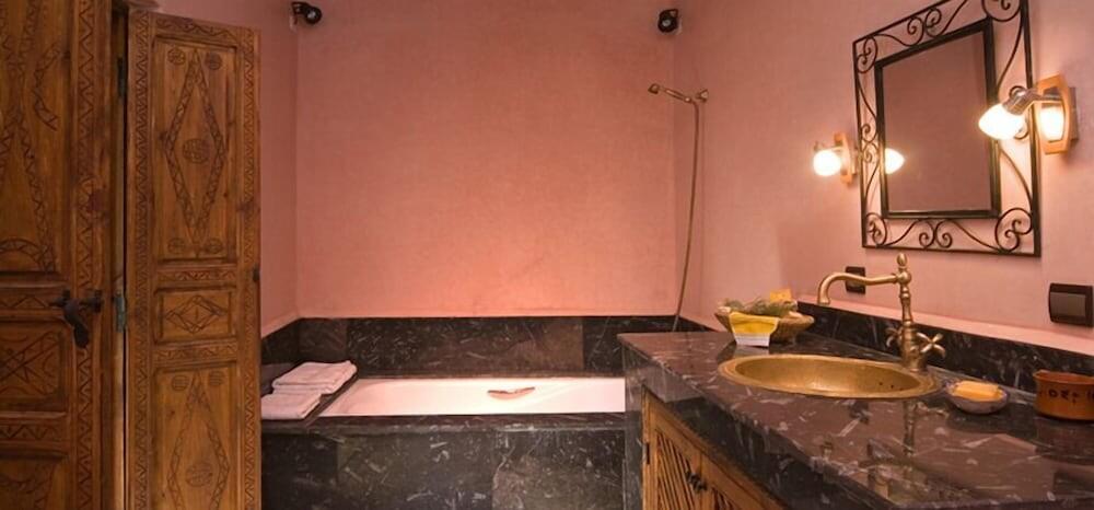 Bathroom – Bed-and-Breakfast Dar Imlil