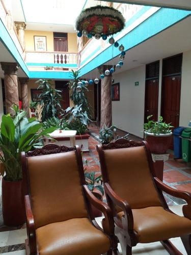 Foto del exterior de Hotel Colonial Inn