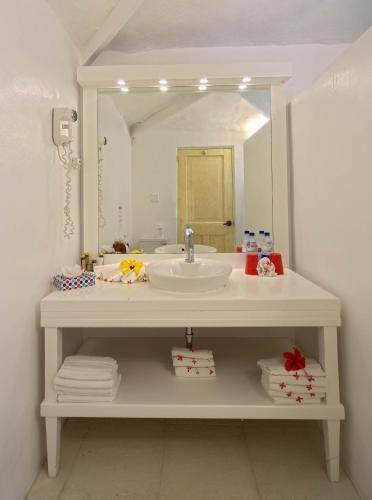 Foto del baño de Atlantis Hotel