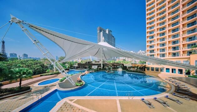 Foto de The Venice Raytour Hotel Shenzhen (close to HappyValley and Window of the world, has 1500m² outdoor pool)