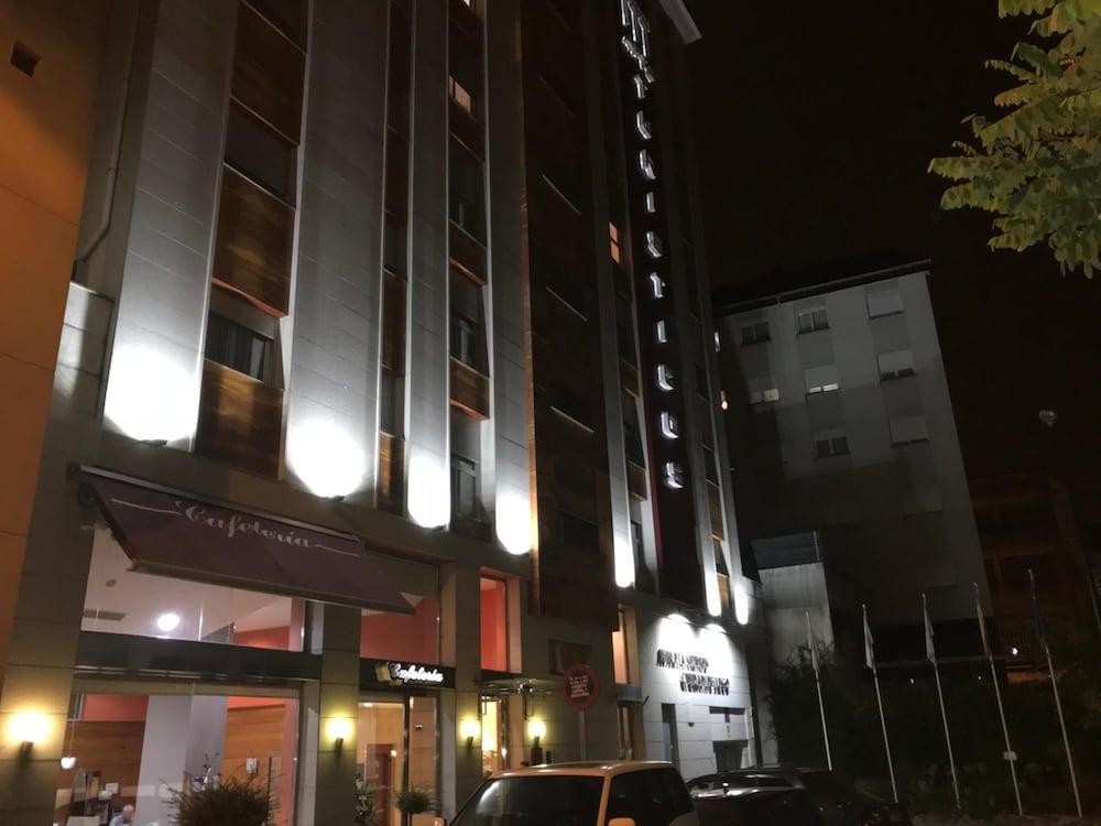 Foto del exterior de Hotel Apartamentos Ciudad de Lugo