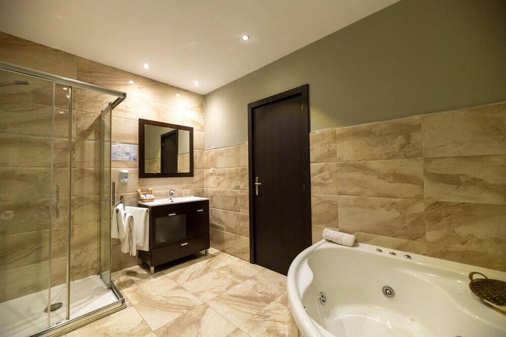Foto del baño de Hotel Monasterio Granada - Adults Only