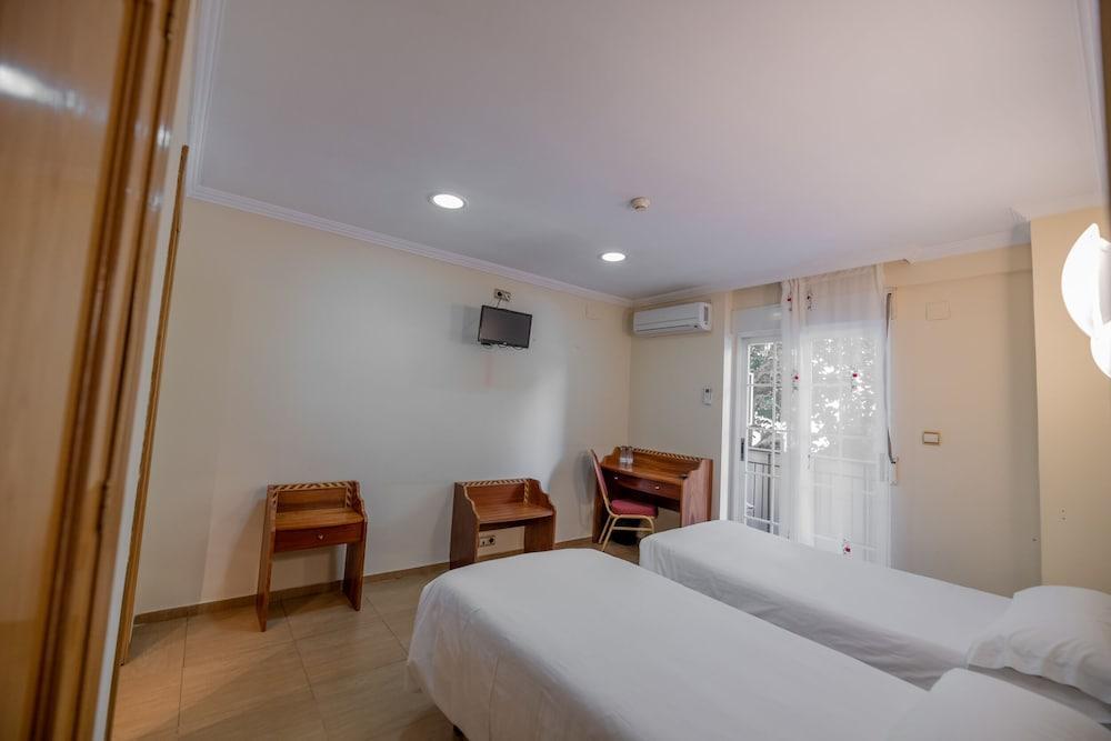 Foto de una habitación de Hotel Monasterio Granada - Adults Only