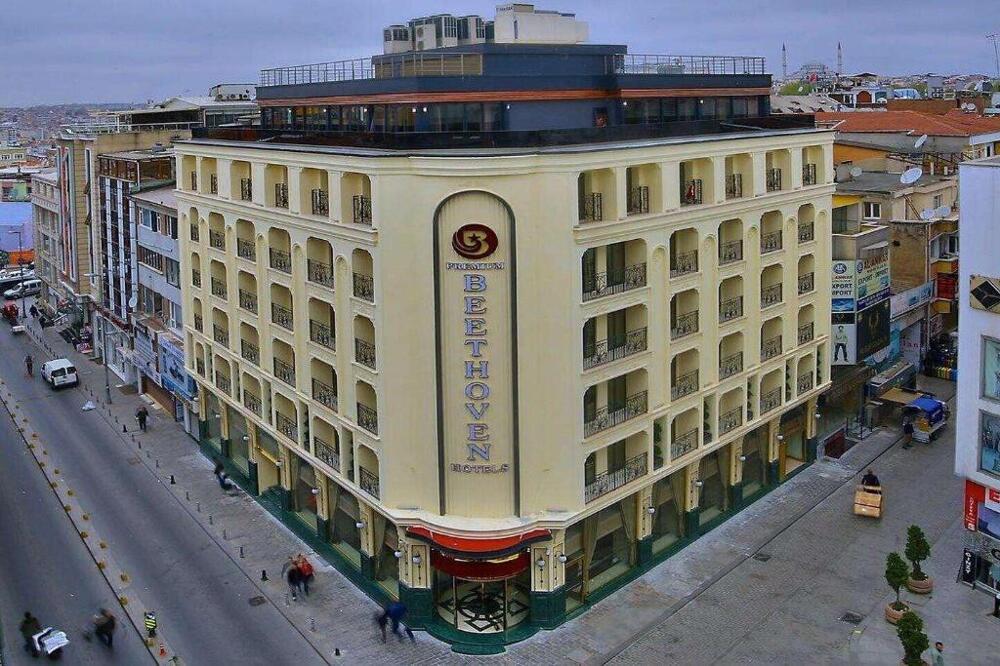 Foto del exterior de Beethoven Premium Hotel