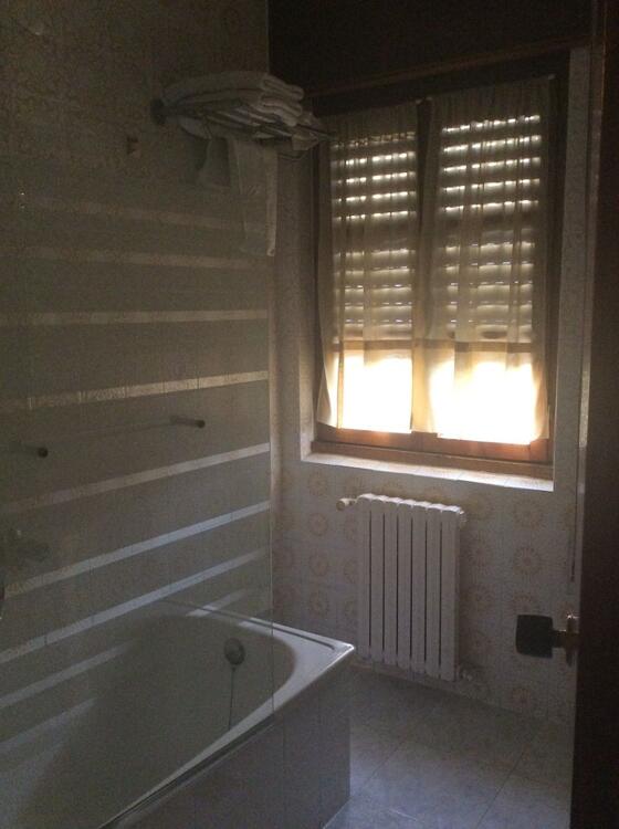 Foto del baño de Hotel La Bilbaina de Vegadeo