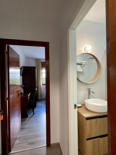 Foto de una habitación de Hotel La Bilbaina de Vegadeo