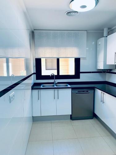 Foto de una habitación de Casas y chalets Acogedor, nuevo adosado junto al mar