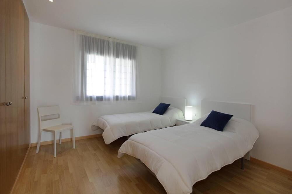 Foto de una habitación de Apartamentos Pierre &amp;amp; Vacances Empuriabrava Marina