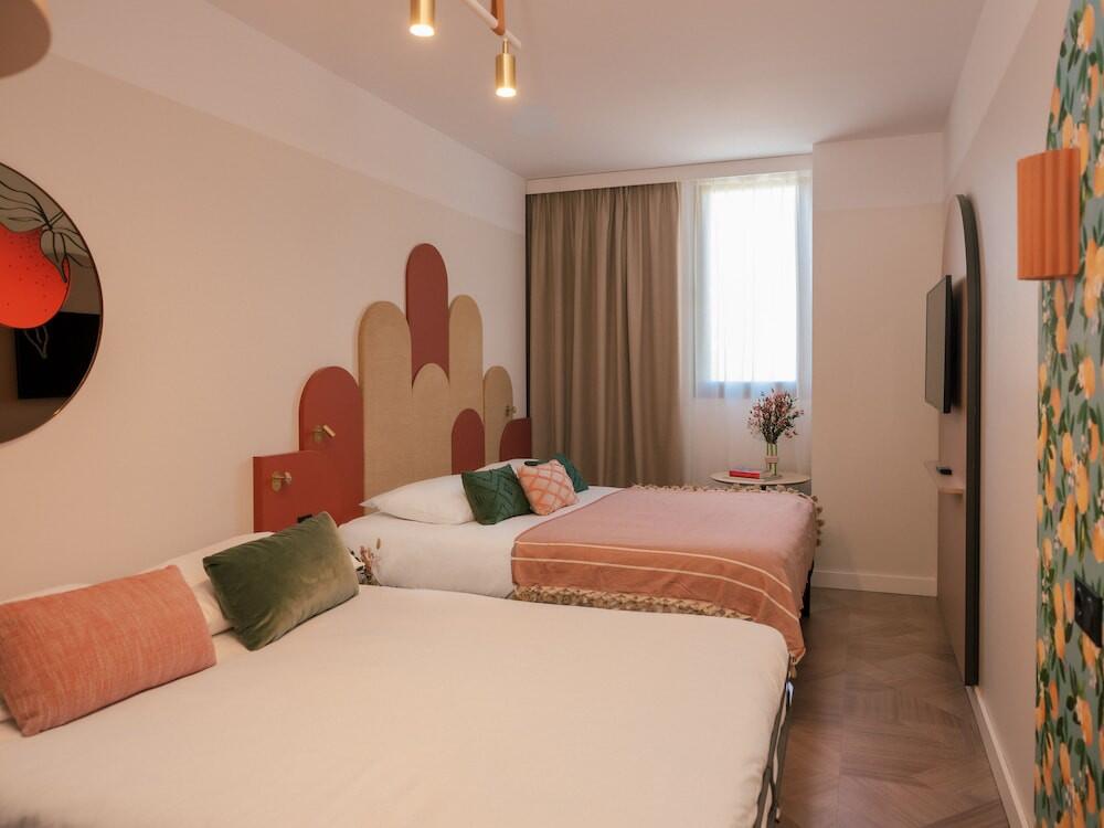 Foto de una habitación de Ibis Styles Sevilla Santa Justa