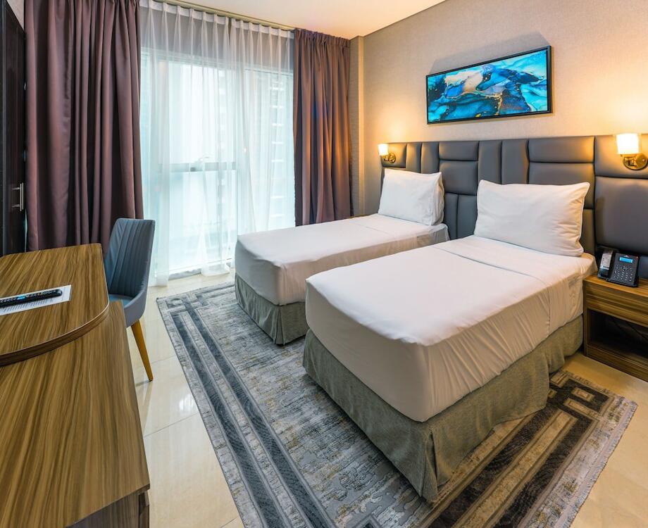 Foto de una habitación de Hotel Royal Regency Suites