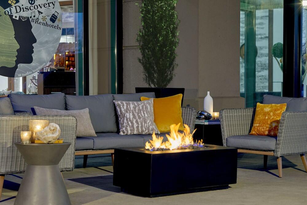 Foto de las zonas nobles de Renaissance Chicago Glenview Suites Hotel