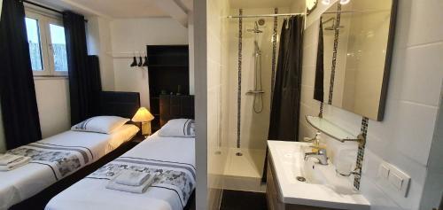 Room – Apartments Residence Marie- Therese &amp;amp; Joseph II