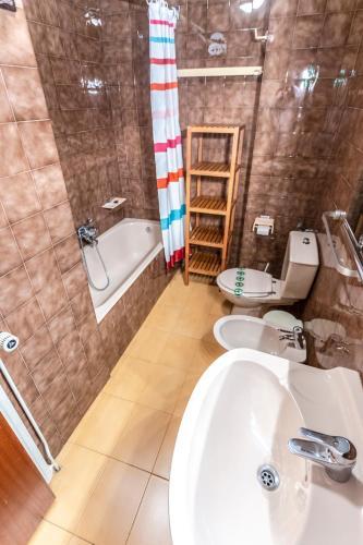 Foto del baño de Apartamentos Maia Pedrous