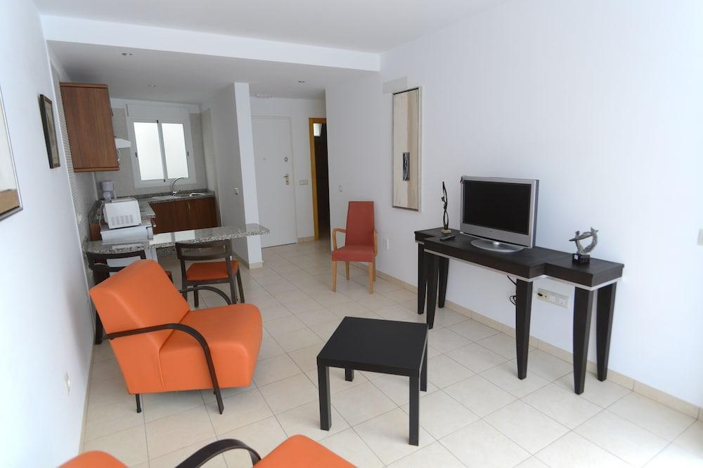 Foto general de Aparthotel Arenas Suites