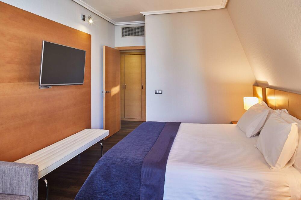 Foto de una habitación de Hotel Silken Ciudad de Vitoria