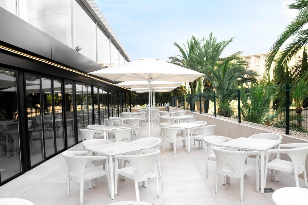 Foto de los servicios de Hotel Prince Park