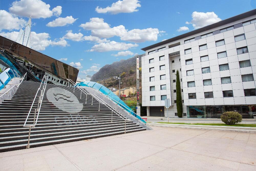 Foto del exterior de Hotel Yomo Mola Park