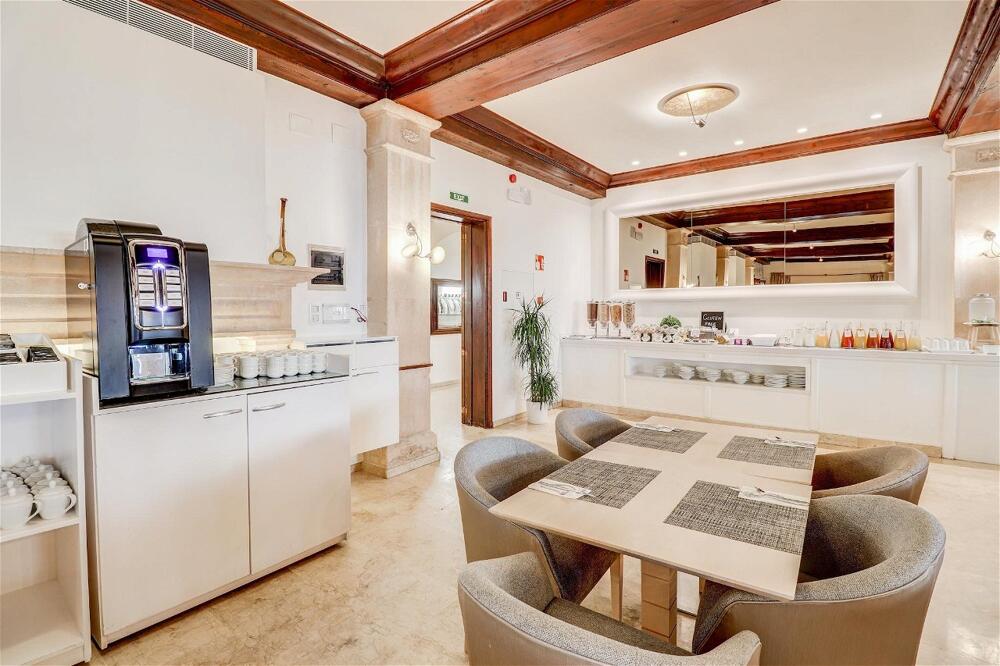 Foto de restauración de Hotel Hoposa Uyal