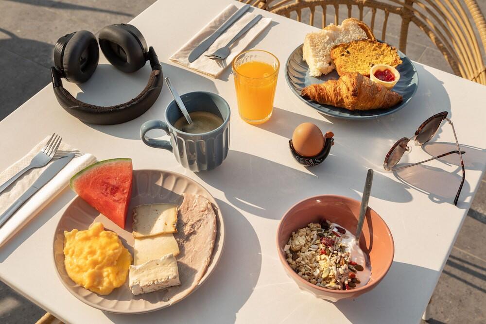 Foto de restauración de Hotel Ibis Styles Miramas - Provence