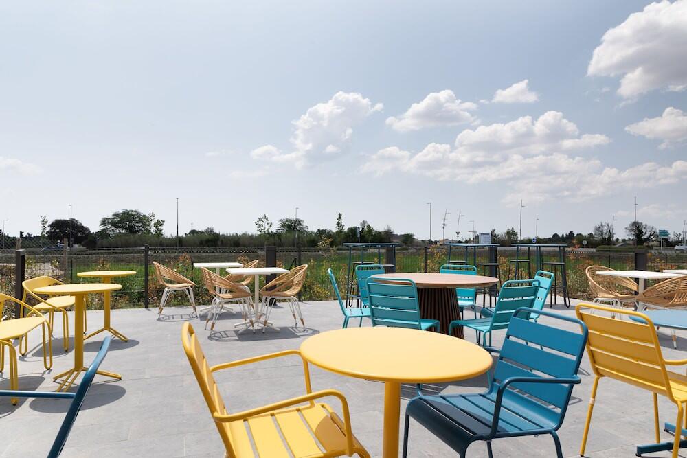 Foto del exterior de Hotel Ibis Styles Miramas - Provence