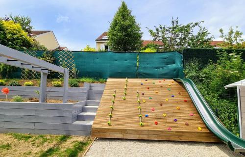 Foto de una habitación de Air conditioned villa, 5 min to the park - DISNEY MAGICAL HOMES, PARIS