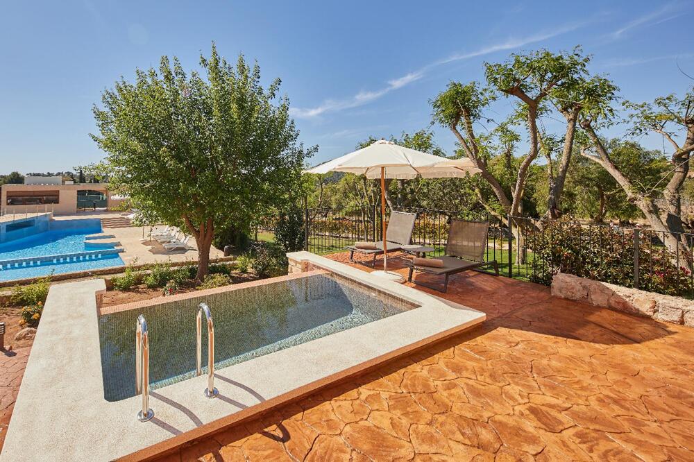 Foto de una habitación de Complejo Pula Suites Boutique Resort