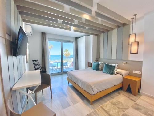 Foto de una habitación de Hotel Apartamentos Marina Luz