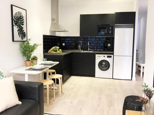 Foto de una habitación de Apartamentos AmazINN Places Atocha