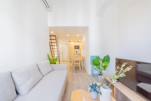 Foto de restauración de Apartamentos AmazINN Places Atocha