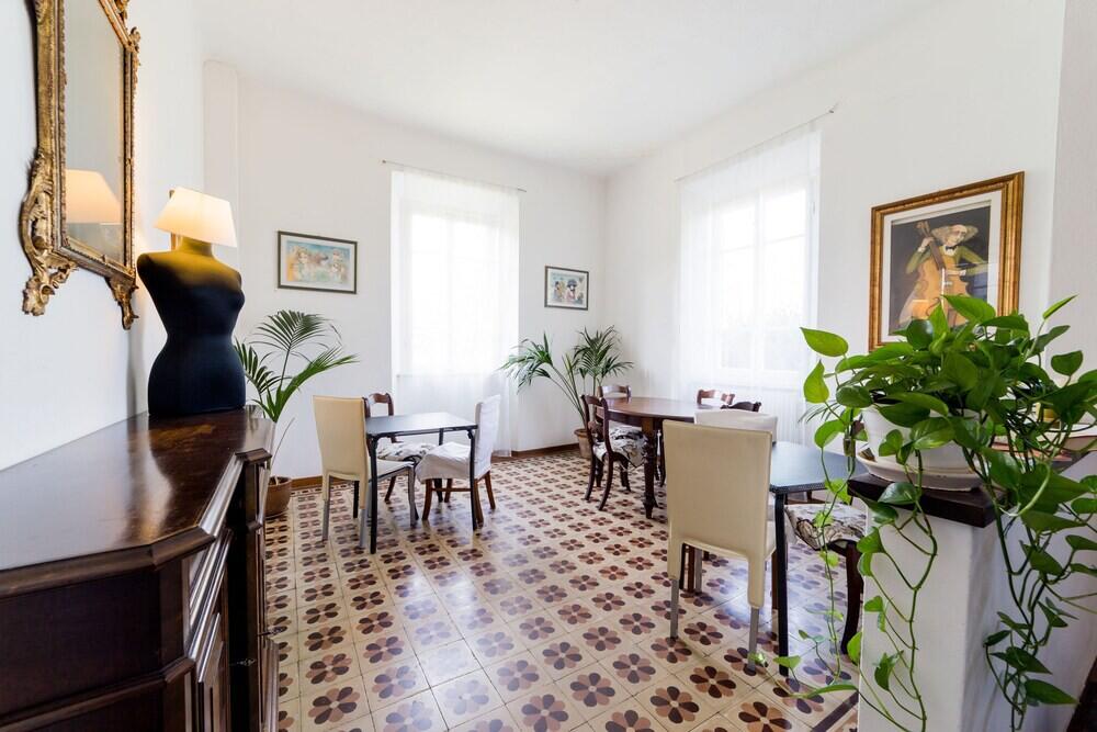 Foto de restauración de Villa Sunrise