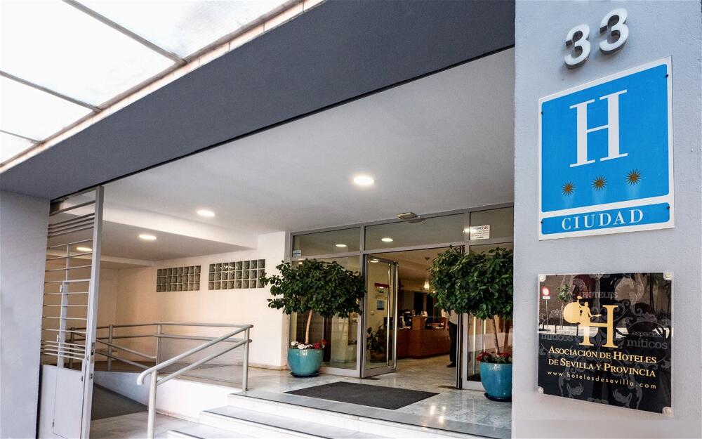 Exterior – Hotel Plaza Santa Lucía
