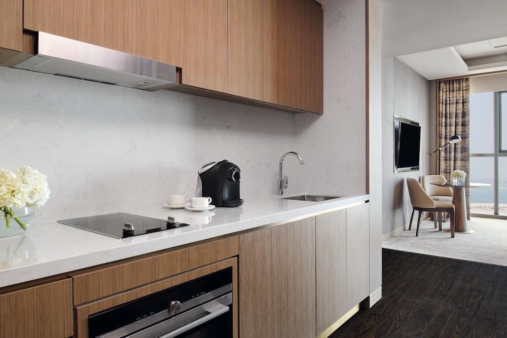 Foto de una habitación de InterContinental Residences Abu Dhabi, an IHG Hotel