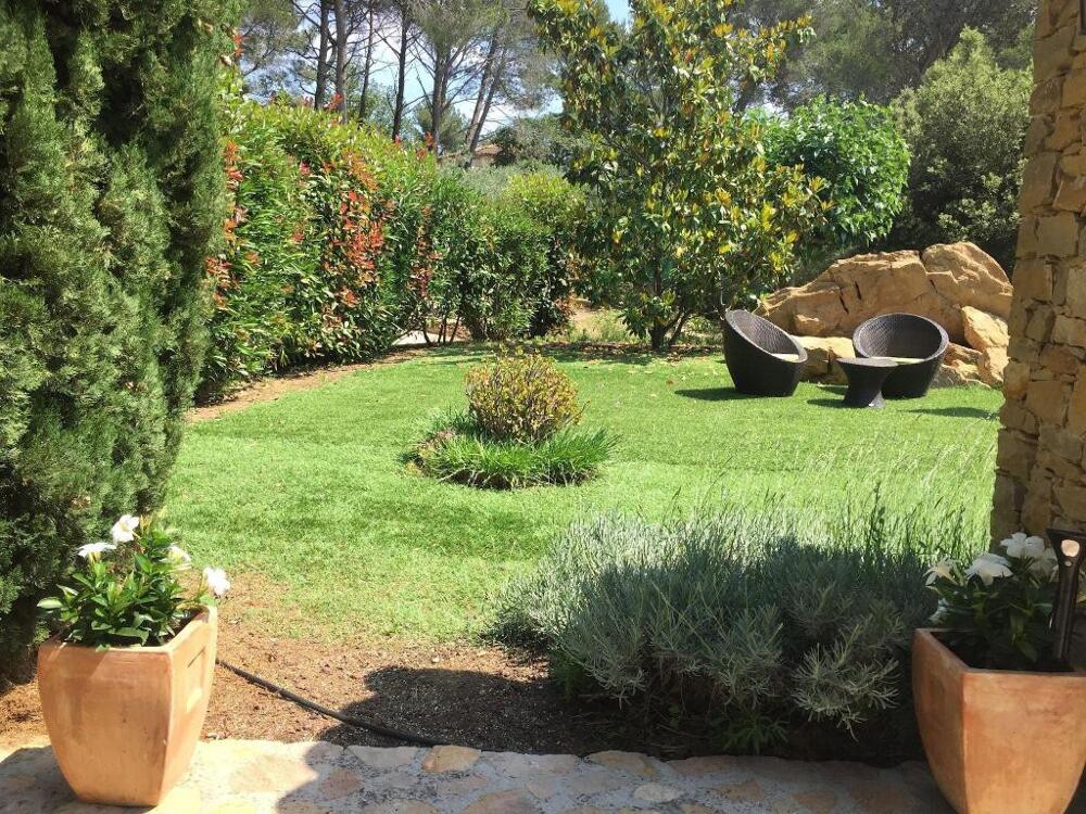 Foto del entorno de Bed-and-Breakfast Une Pause en Provence