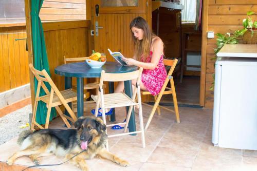Foto de una habitación de Arc de Bará Camping &amp;amp; Bungalows