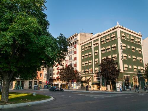 Foto del exterior de Hotel Ramon Berenguer IV