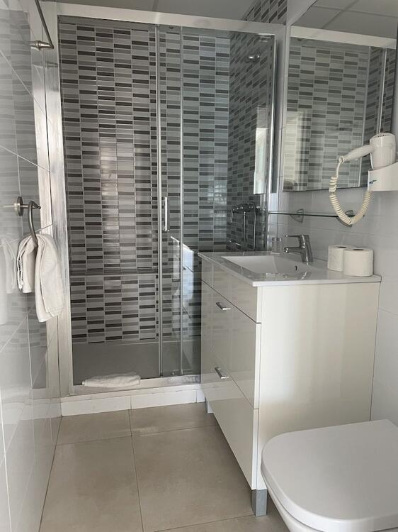 Foto del baño de Apartamentos Calma Rentals