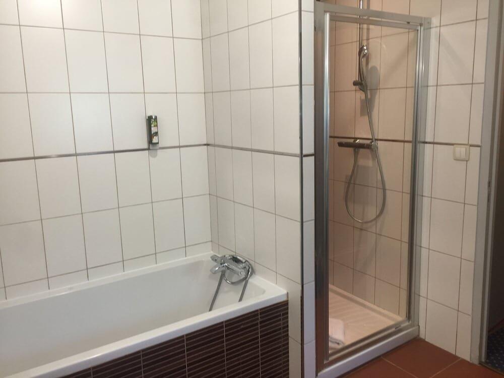 Foto del baño de Hostellerie St Vincent