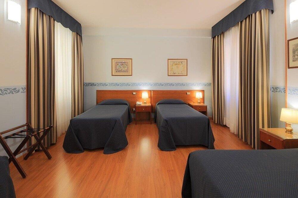 Foto de una habitación de Hotel Terminus &amp;amp; Plaza