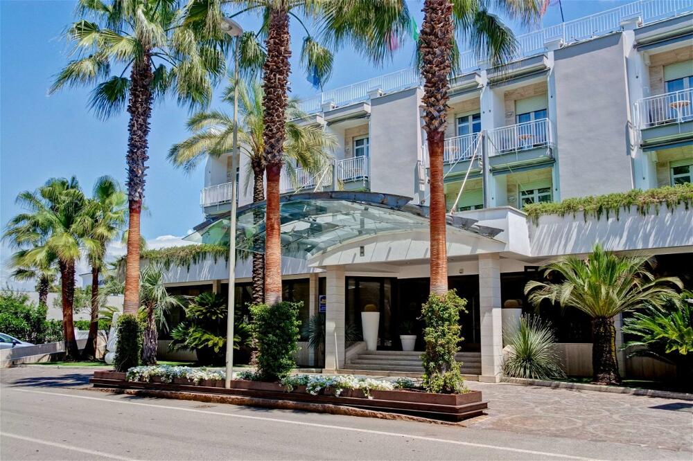 Foto del exterior de Boutique Hotel Esplanade