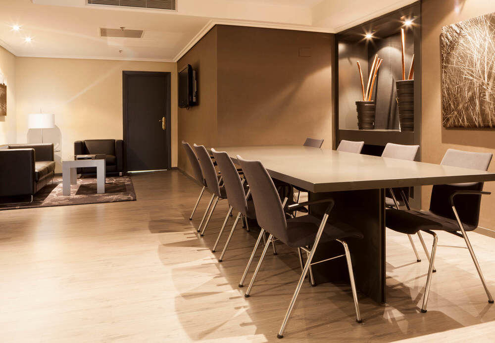 Foto de los servicios de B&amp;amp;B HOTEL Vitoria General Álava